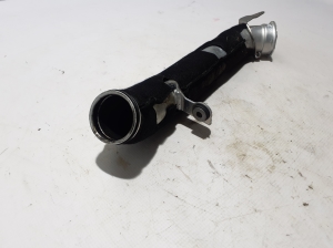 Mercedes Benz C-Class 206 (2021–2026) Vahejahuti voolik A6540980200 - 4
