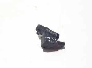 Mercedes Benz C-Class 206 (2021–2026) Ansaugluftdrucksensor A0009057007