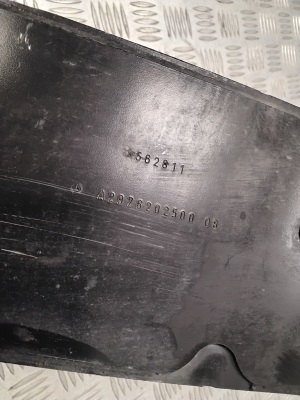 Mercedes Benz EQS 297 (2021–2026) Eesmise kaitseraua tala A2976202500 - 2