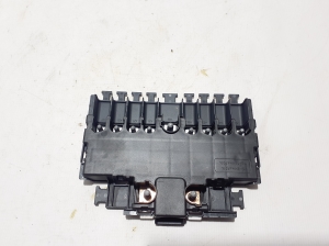 Mercedes Benz C-Class 206 (2021–2026) Kaitsmekarp salongis A2235408444 - 3