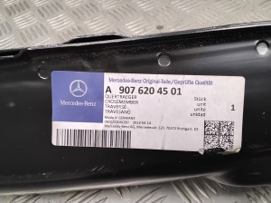 Mercedes Benz Sprinter W 907 (2018–2026) Eesmise kaitseraua tala A9076204501 - 2