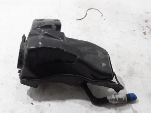 Mercedes Benz C-Class 206 (2021–2026) AdBlue paak A2064704400 - 3