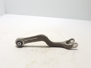 Mercedes Benz C-Class 206 (2021–2026) Tagumine õõtshoob A2063501100 - 3