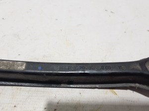 Mercedes Benz C-Class 206 (2021–2026) Tagumine õõtshoob A2063507300 - 2