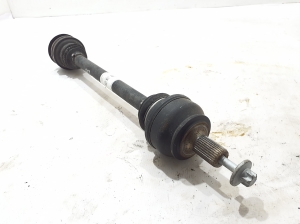 Mercedes Benz C-Class 206 (2021–2026) Tagumine veovõll ja selle osad A2063506700 - 3