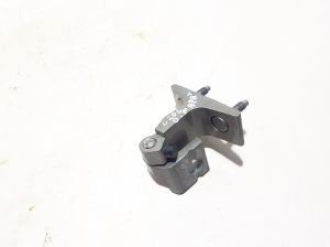 Mercedes Benz C-Class 206 (2021–2026) Front door lower hinge A2067202600 - 2