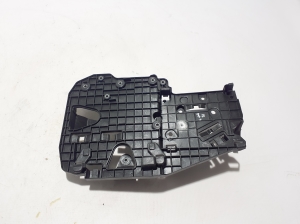 Mercedes Benz C-Class 206 (2021–2026) Muu kinnitus A2065451000 - 2