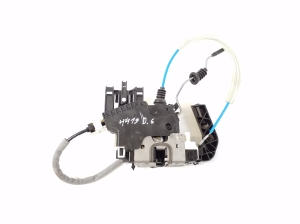 Mercedes Benz B-Class 246 (2011–2017) Rear side door lock A2047302835 - 4