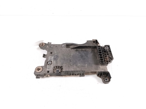 BMW 2 SERIES (F46) (2015–2026) Batteriehalter 7641798 - 3