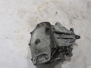 Mercedes Benz C-Class 206 (2021–2026) Tagasilla reduktor A2233510400 - 2