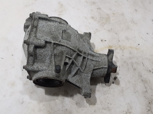 Mercedes Benz C-Class 206 (2021–2026) Tagasilla reduktor A2233510400 - 3