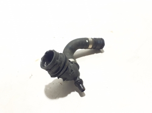 Mercedes Benz C-Class 206 (2021–2026) Jahutusradiaatori voolik A2068300902 - 3