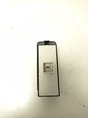Volkswagen Polo V (2009–2017) Front door glass switch 6C0959857 - 4