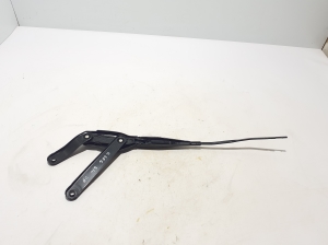 Mercedes Benz C-Class 206 (2021–2026) Esiklaasi puhasti hoob A2068201100 - 2