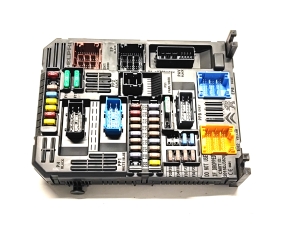   Interior fuse box  - 9832881080 