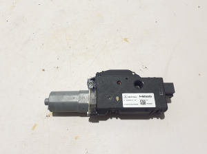   Schiebedachmotor  - A2239007702 