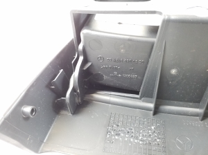 Mercedes Benz B-Class 246 (2011–2017) Rear ashtray A2466800250 - 3