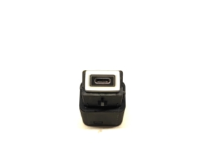 Peugeot 2008 P24 (2019–2026) USB port 98313506DX - 2