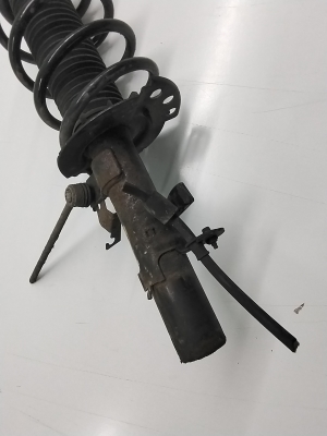 Ford Focus (2011–2018) Front shock absorber and its components BV6118K001LB - 4