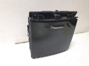 Kia Sorento (2014–2026) Sonstiges Teil der Mittelkonsole 84680C5AA0 - 3