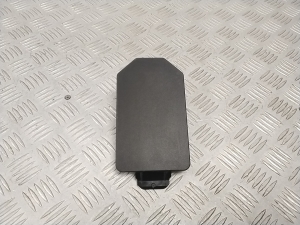 Sicherungskastengehäuse unter der Motorhaube - 4M0971981