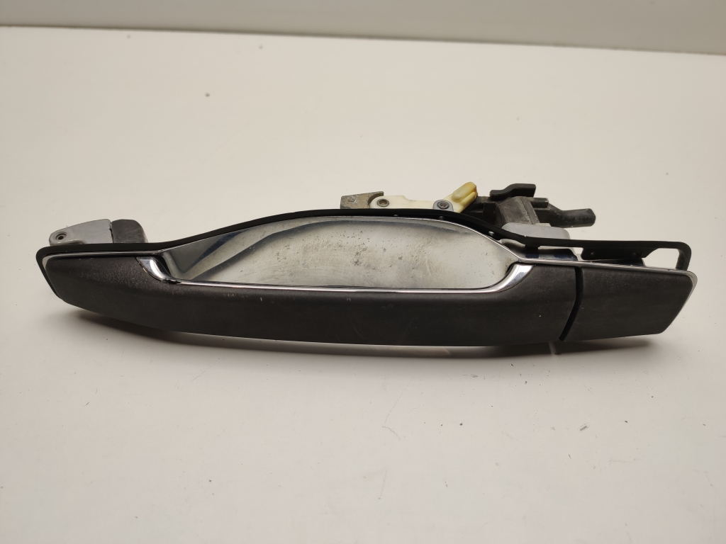 Mercedes Benz S-Class 140 (1991–1998) Rear side door exterior handle A1407600570 Mercedes Benz S-Class 140 (1991–1998) Rear side door exterior handle A1407600570