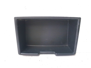 Other part of center console - 84675C5000