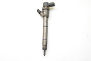 Fuel injector - 338002A800