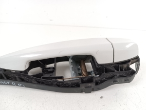 BMW 2 SERIES (F46) (2015–2026) Rear side door exterior handle and its parts - 4