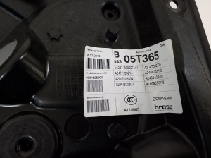 Mercedes Benz B-Class 246 (2011–2017) Rear side door window regulator and its parts A2467300600 - 4