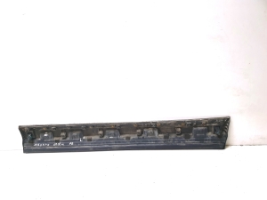 Kia Sorento (2014–2026) Front door molding 87721C5200 - 3