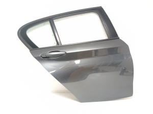 Rear side doors