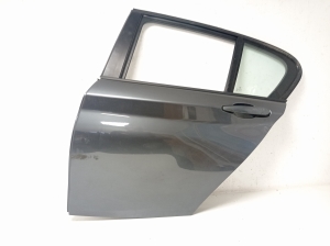Rear side doors