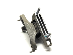 Peugeot 2008 P24 (2019–2026) Engine mount 9826551380 - 3