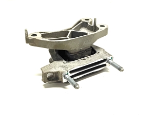 Peugeot 2008 P24 (2019–2026) Engine mount 9820533880 - 3