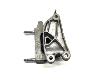 Peugeot 2008 P24 (2019–2026) Engine mount 9820533880 - 5
