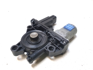 Kia Sorento (2014–2026) Front door window regulator motor 82450C5120 - 2