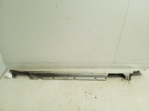 BMW 2 SERIES (F46) (2015–2026) Schwellerverkleidung außen 7318851 - 2