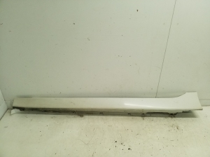   Exterior sill trim  - 7318851 