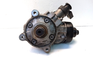 Kraftstoffpumpe - 04L130755E