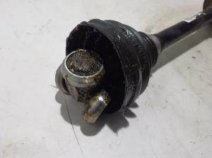 VOLVO XC90 (2015–2024) Front drive shaft and its parts 31325852 - 3