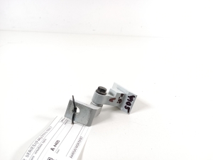   Front door top hinge  - 7284533 