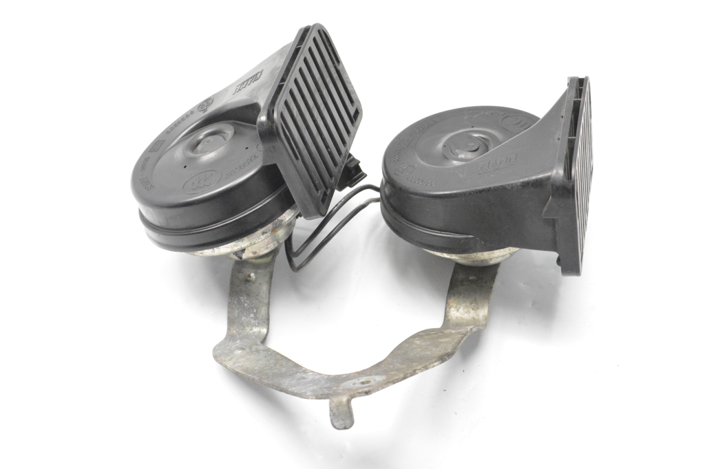 Used Opel Astra Horn E30055306