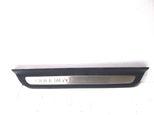 Inner sill trim - 85887C5100