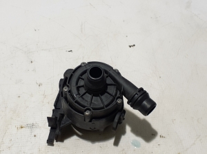 BMW 5 SERIES G30 (2016–2026) Auxiliary water pump 8482744 - 3