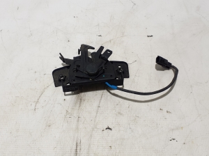 Hood latch - 656017233R