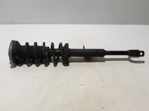 BMW 5 SERIES G30 (2016–2026) Eesmine amortisaator 6866592 - 4