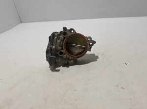 BMW 5 SERIES G30 (2016–2026) Gaasiklapp 8601651 - 2