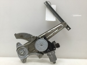 Rear side door window regulator and its parts - 