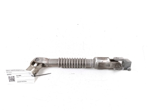   Steering shaft universal joint  - 6865653 